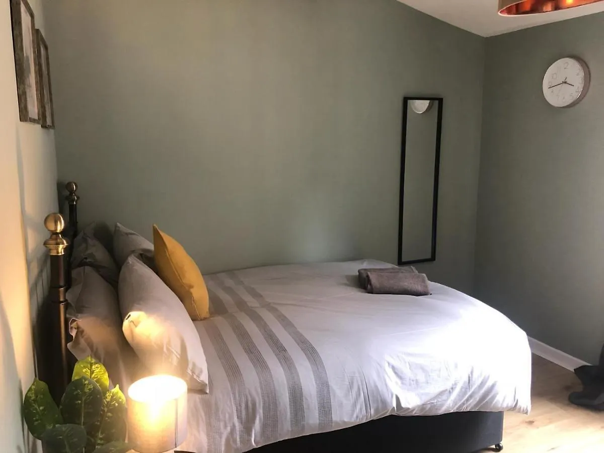 Lark Lane Rooms Liverpool Guest house